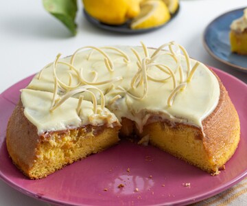 Torta de chocolate branco e limão