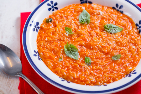 Pastina al pomodoro