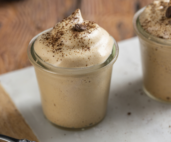 Creme de café com água