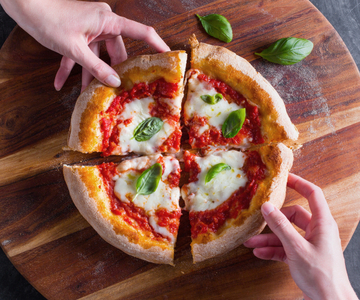 Pizza margherita simples