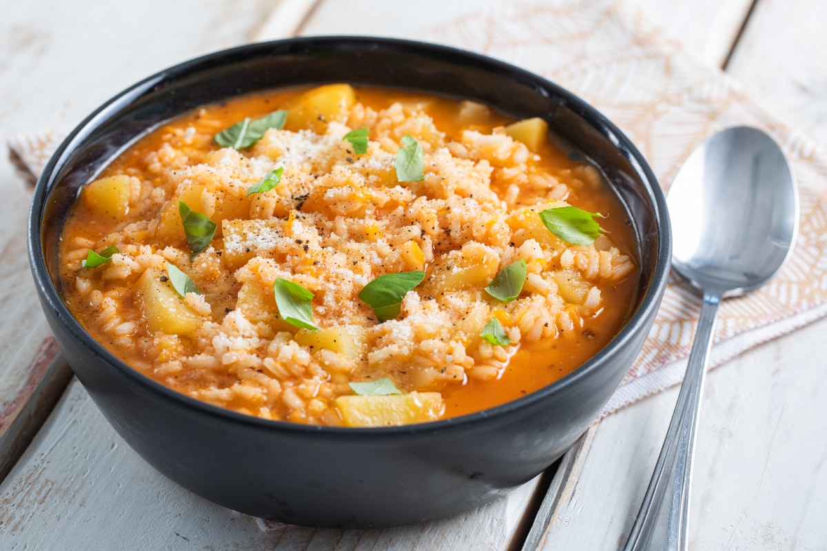 Sopa de arroz e batata