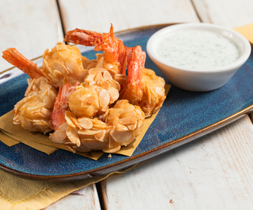 Camarões em crosta de amêndoas