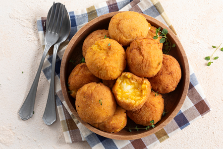 Croquetes de arroz com abóbora e stracchino
