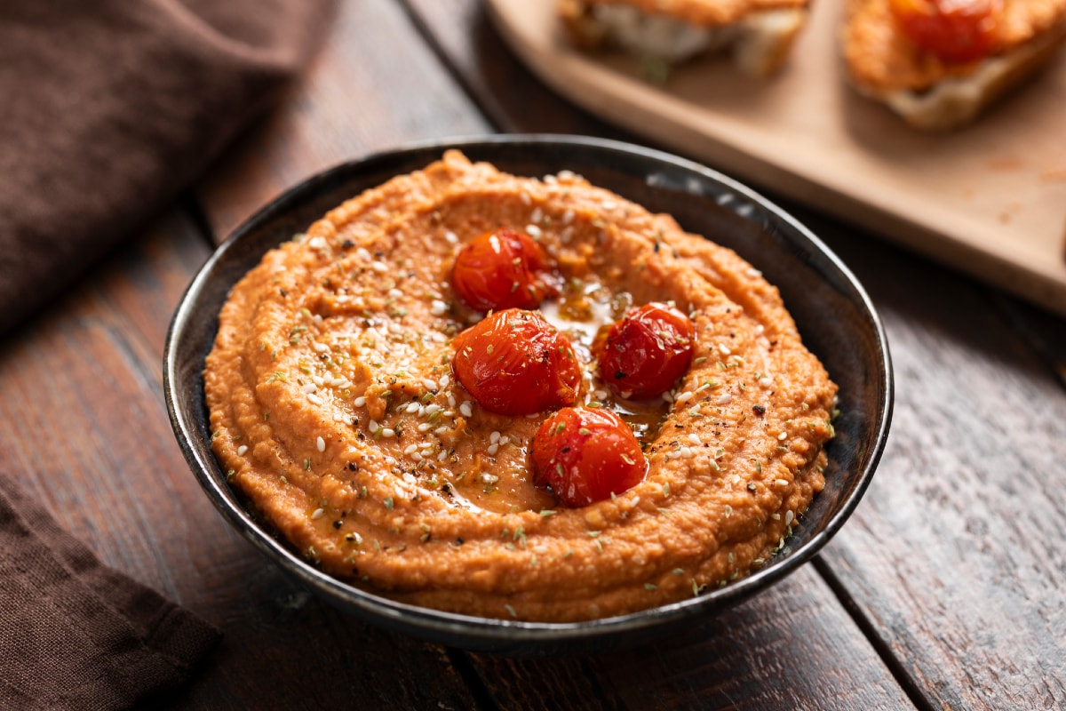 Hummus de tomatinhos