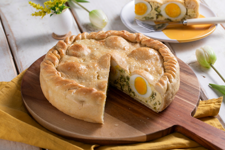 Pasqualina fácil com aspargos