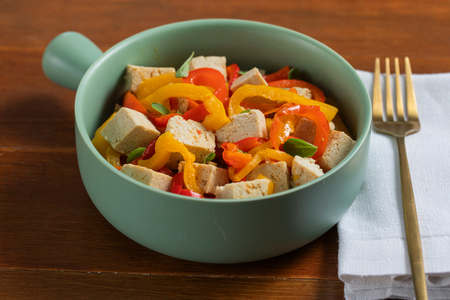 Tofu com pimentões