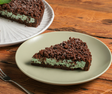 Torta de migalhas sem forno de menta e chocolate