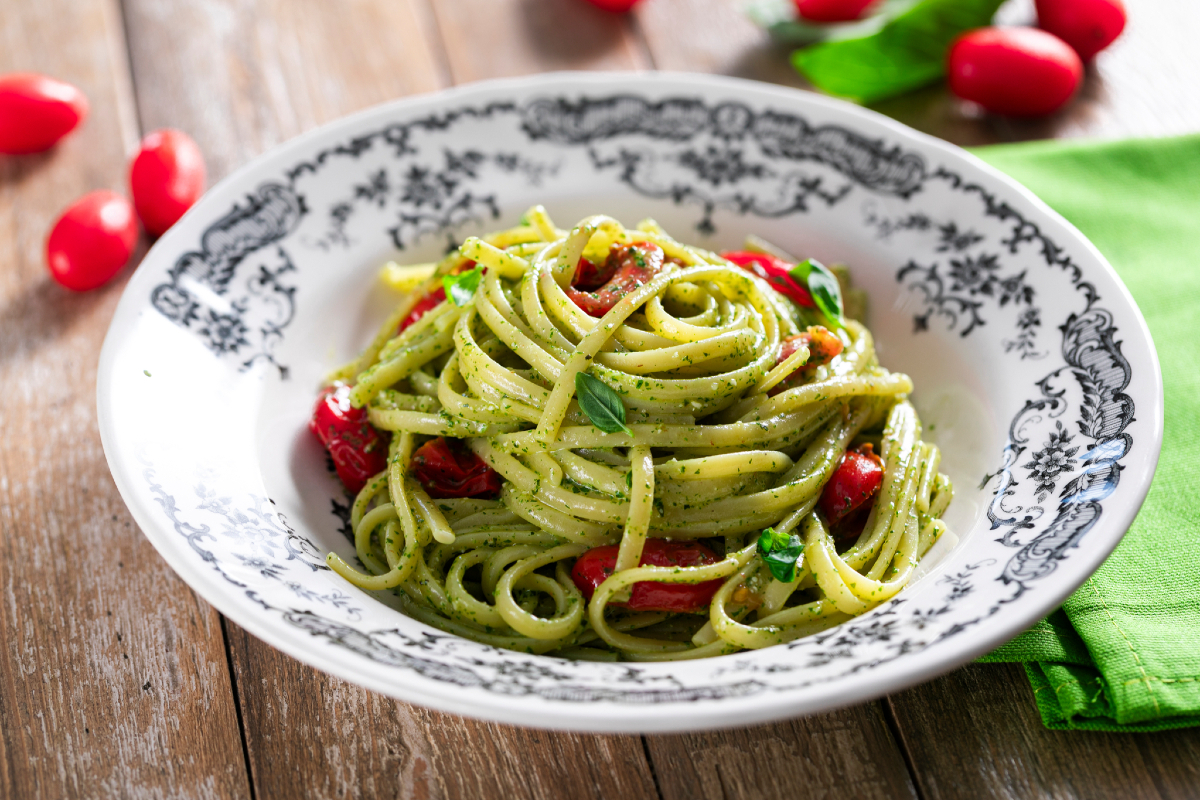 Pasta pesto e tomatinhos