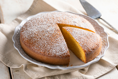 Bolo com mascarpone na massa