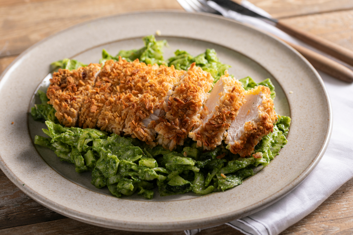 Peito de frango na fritadeira a ar