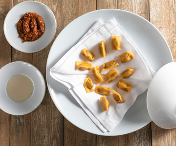 Plin recheados com ragù napolitano