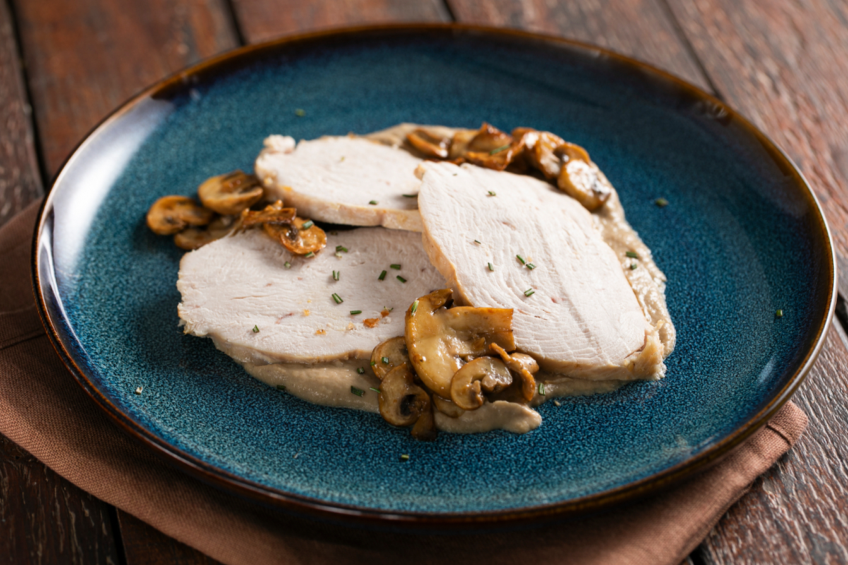 Assado com cogumelos