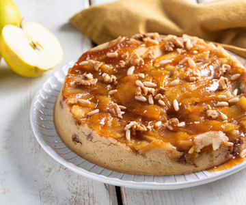 Torta invertida de maçã vegana