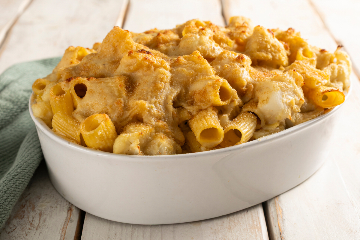 Macarrão ao forno com couve-flor vegano