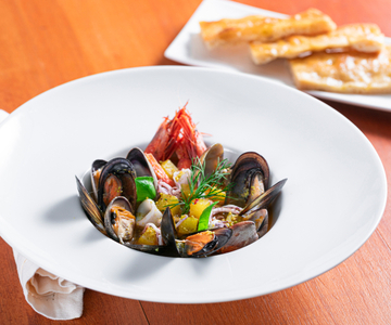 Bouillabaisse com focaccia genovese