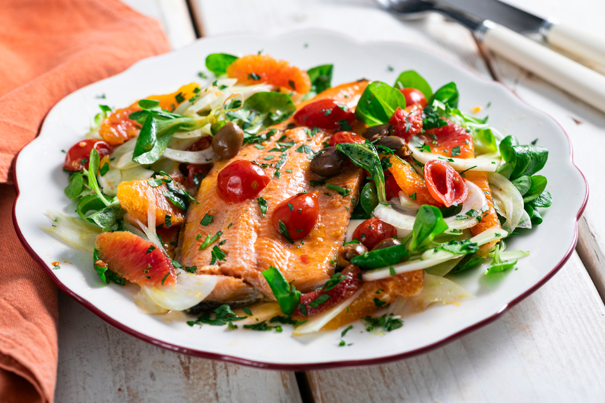 Truta salmonada na frigideira