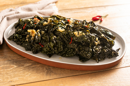 Couve negra refogada