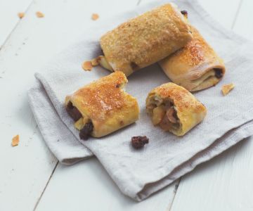 Folhados de maçã e chocolate