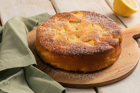 Bolo de Maçã com Limão