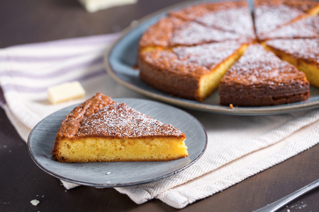 Torta tenerina de chocolate branco