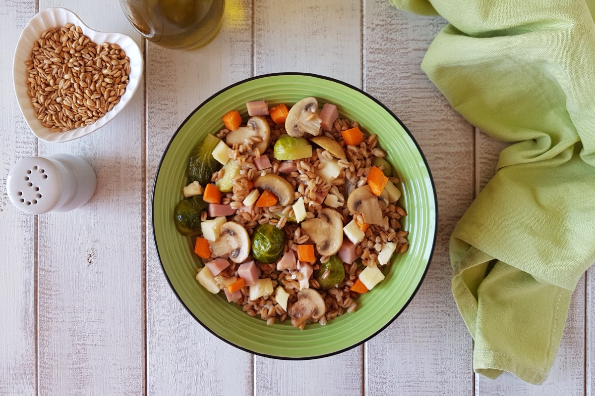 Salada de farro invernal