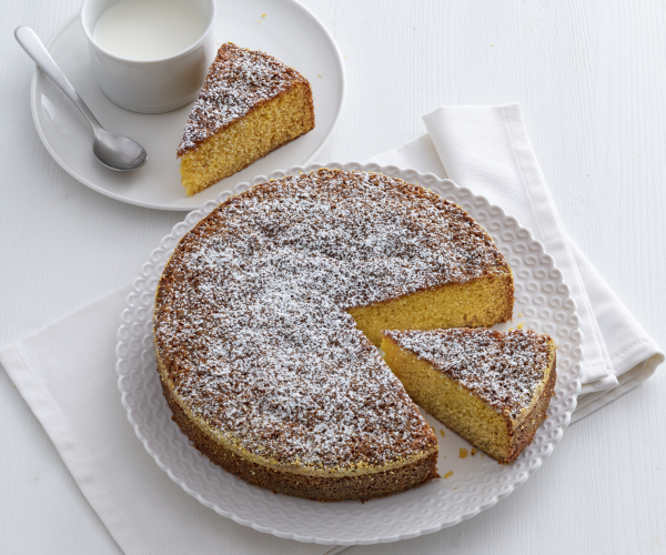 Bolo de polenta macio
