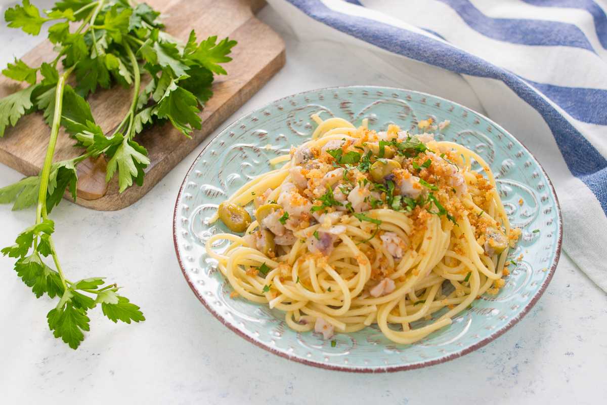 Massa com bacalhau