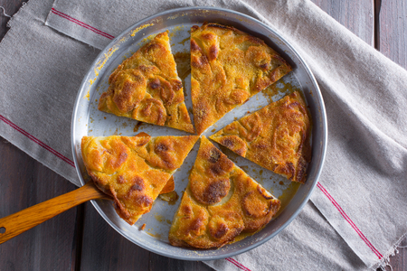 Croccantella de batatas e cebolas
