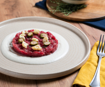 Tártaro de carne com couve-flor