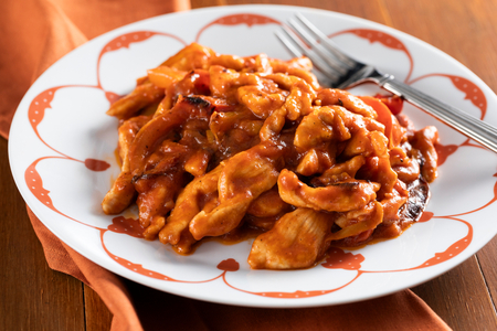 Tirinhas de frango com pimentões