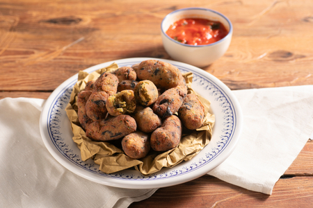 Almôndegas de berinjela e atum