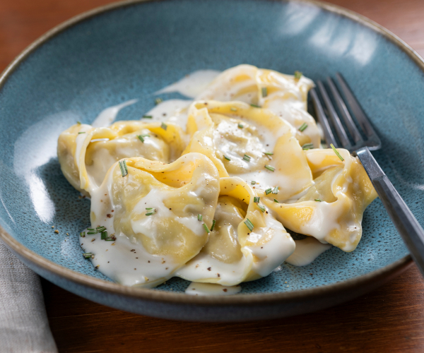 Cappellacci de batata com fonduta de taleggio