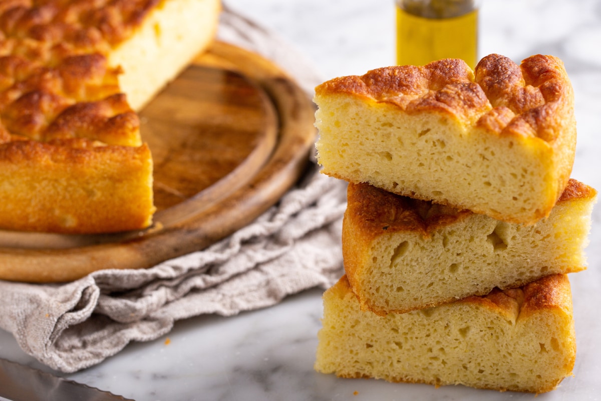 Focaccia fofíssima (massa com batatas)