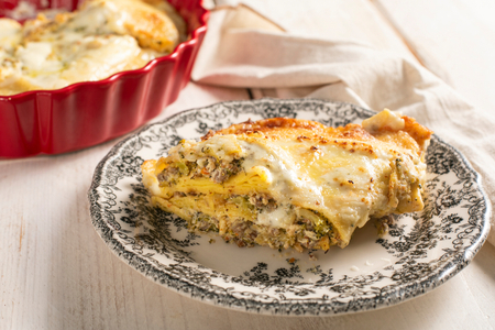 Panquecas Recheadas com Ricota, Brócolis e Linguiça