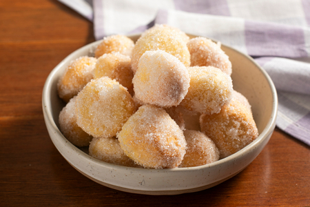 Bolinho de chuva na fritadeira sem óleo