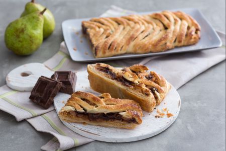 Strudel de peras e chocolate