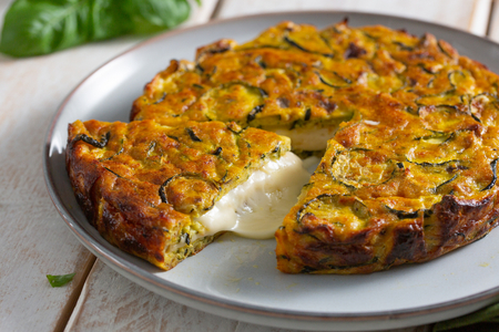 Frittata de abobrinha com provola