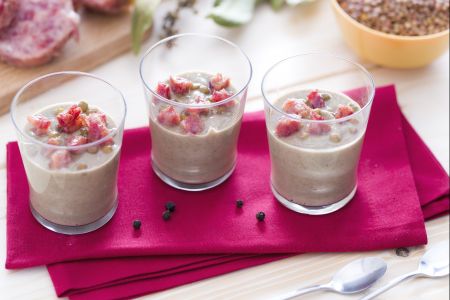 Creme de lentilhas com cotechino crocante