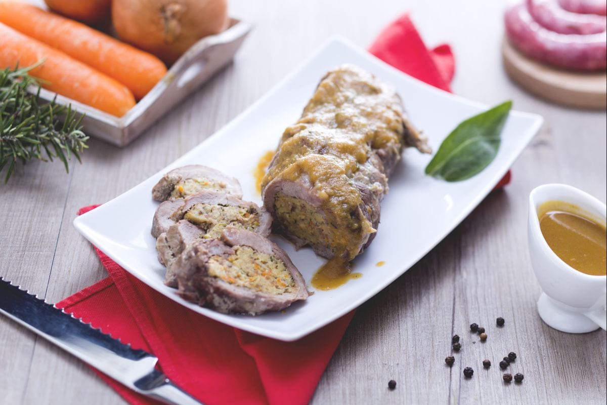 Paleta de cordeiro recheada à toscana