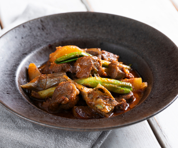 Ensopado de cordeiro com alcachofras