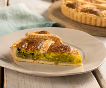 Torta salgada de favas com pecorino
