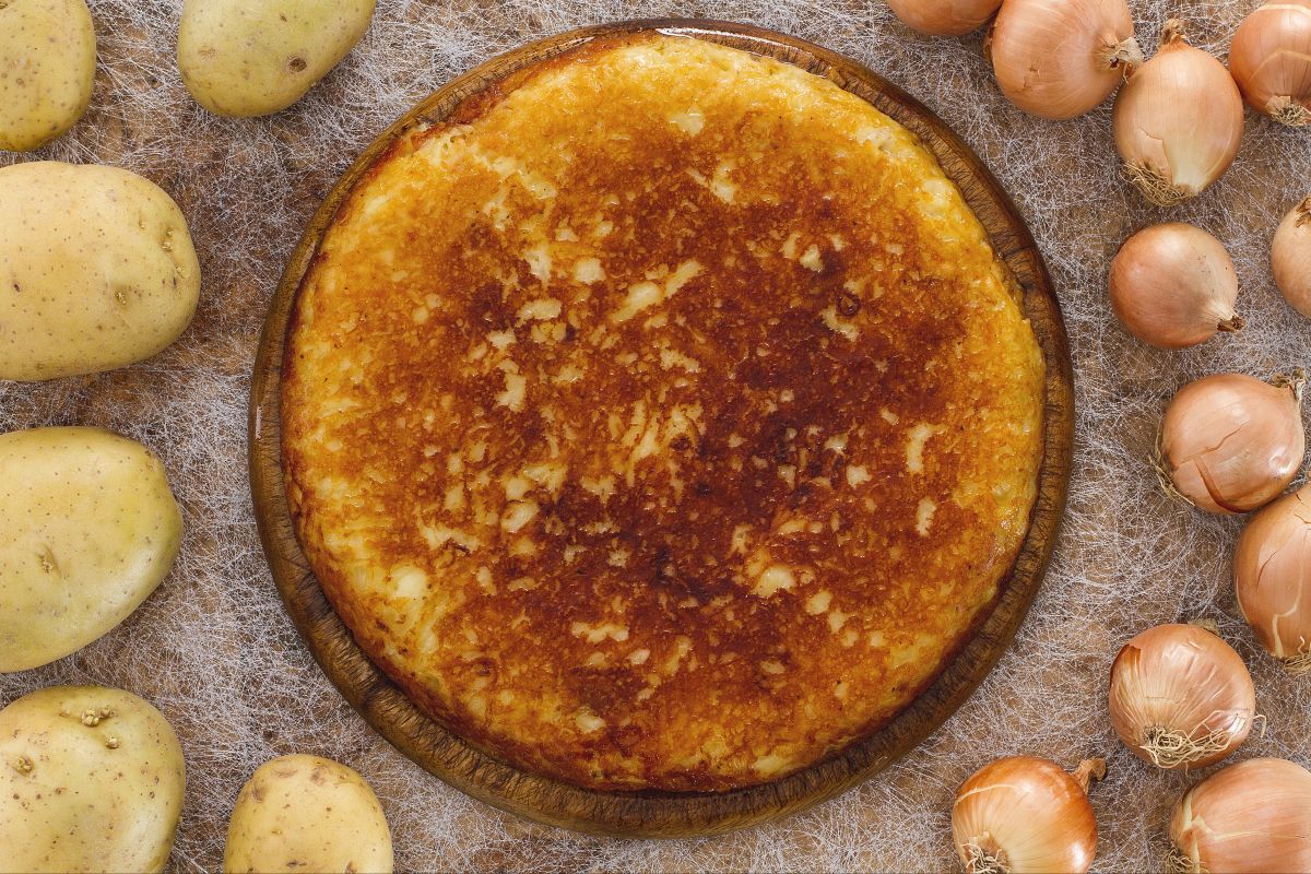 Frico com batatas e cebolas