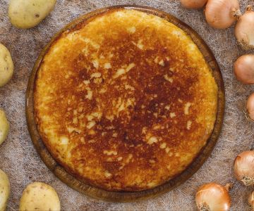 Frico com batatas e cebolas