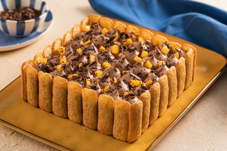Tiramisu de manga e chocolate com Pavesini