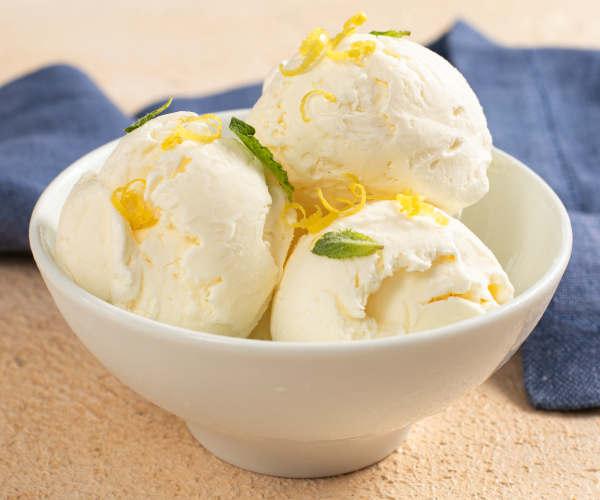 Sorvete de limão sem sorveteira com 3 ingredientes