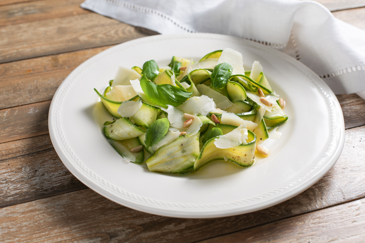 Carpaccio de abobrinha à liguriana