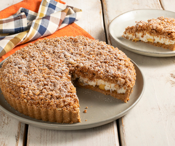 Sbriciolata sem forno com creme de ricota e pêssegos