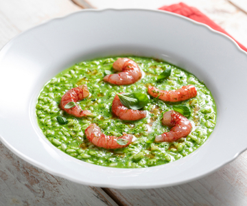 Risoto de pesto com camarão
