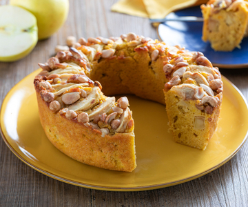 Bolo de maçã, abóbora e frutas secas