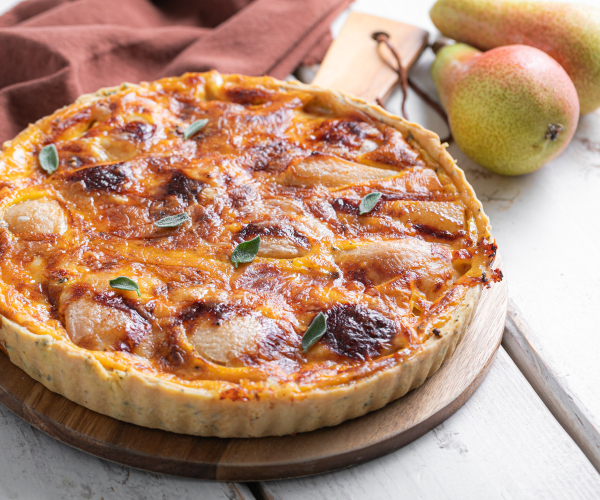 Quiche de pera, sálvia e fontina